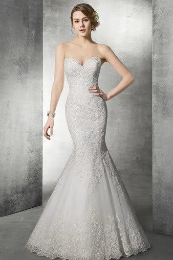 Delicate Sweetheart Lace Mermaid Wedding Dress