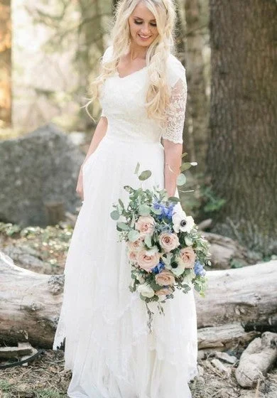 Country/Western Modest V-Neck Half-Sleeves Lace Casual Draping Multi-Layer Wedding Dress